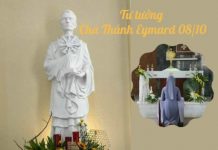 Ngày 08 Tháng Mười