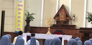 GIỜ CHẦU KHAI MẠC TĨNH TÂM CHUẨN BỊ TU NGHỊ TỈNH.